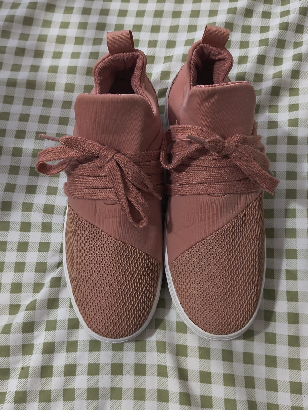 Steve Madden Women's Rose Blush Lace-Up Sneakers